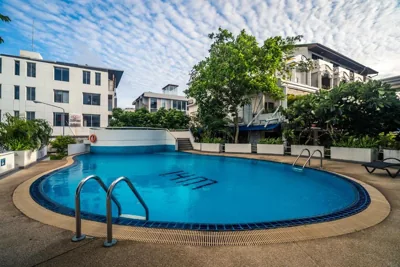 Patong Tower apartment by Lofty – Foto’s 4