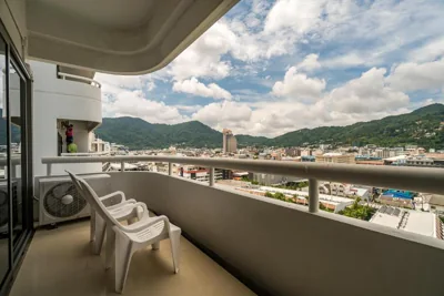 Patong Tower apartment by Lofty – Foto’s 15